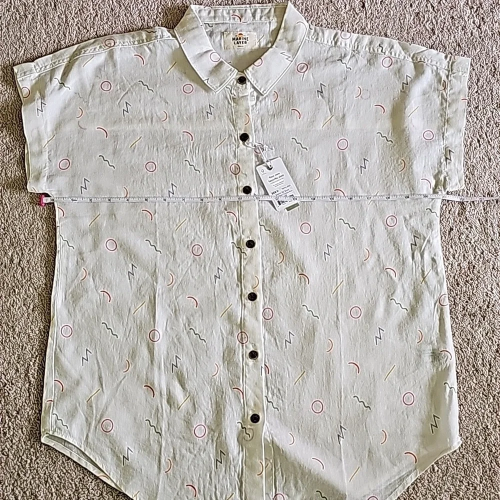 Marine Layer Dana SS shirt - Picture 2 of 9